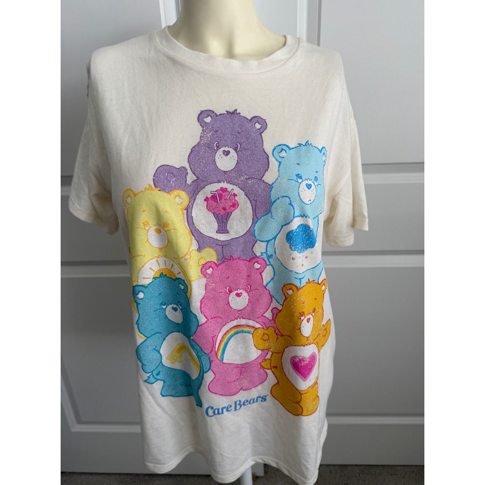 Care Bears Graphic T-Shirt Cream Short Sleeve Large Distressed Style Vintage